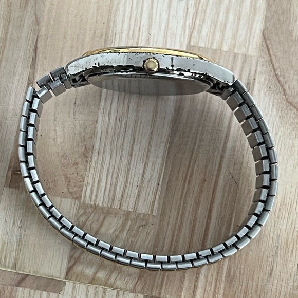 Caravelle by Bulova Men’s Watch Two Tone Stretch Bracelet White Dial Date Window - Picture 7 of 10